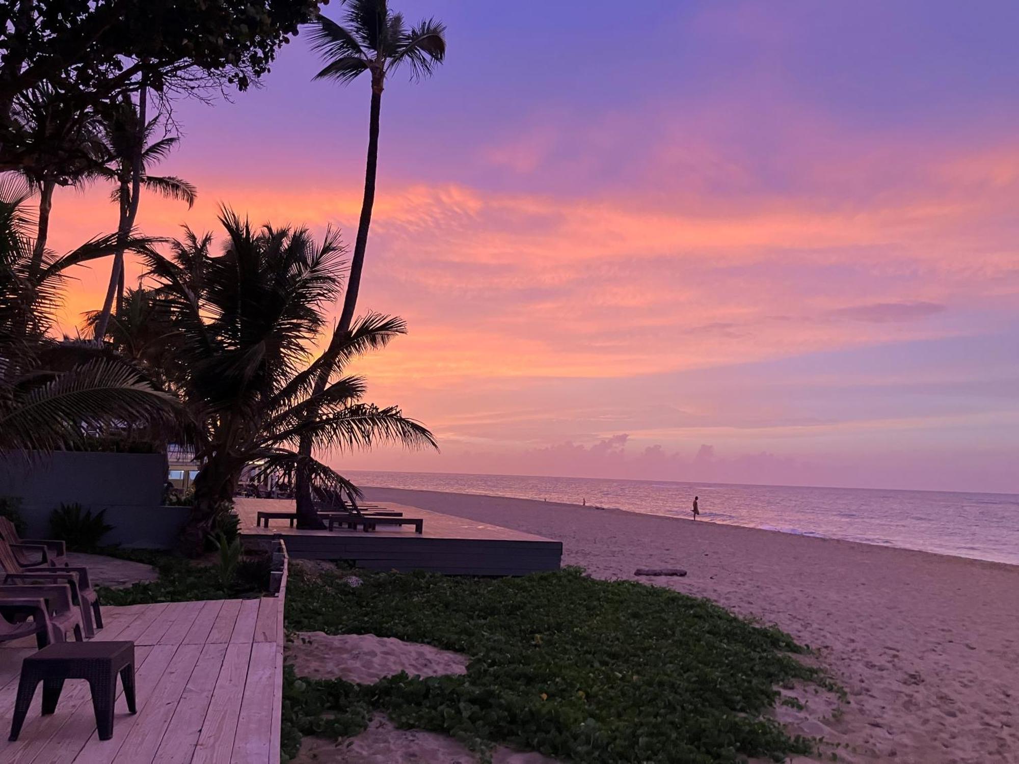 Agualina Kite Hotel Oceanfront Apartments Cabarete Exteriör bild